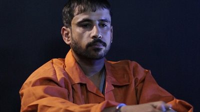 بالصور.. تفجير الرأس بالأسلاك الناسفة أحدث طرق «داعش» لإعدام أسراه