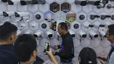 التعرف على المشاعر.. جنون المراقبة الجديد في الصين