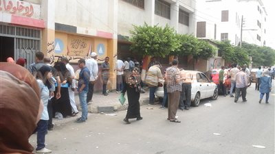 طلاب الثانوية العامة بدمياط يتظلمون بالمدرسة الزخرفية