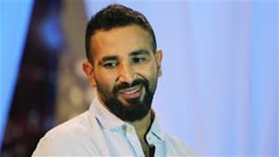 بالفيديو..أحمد سعد في بث مباشر أثناء مناسك العمرة