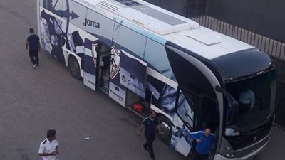 حافلة الزمالك تصل إستاد القاهرة (صور)