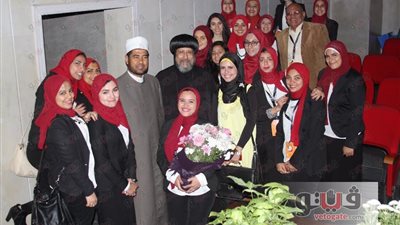 المشاركون في «التعددية والتعايش»: «الطيب» أيقونة عالمية للسلام