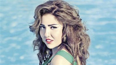 مي كساب تهنئ أبو الليف بمولوده «حبيب»