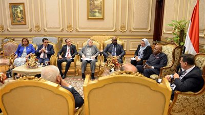 تفاصيل لقاء 