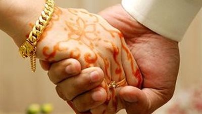 «جواز وخراب ديار» في كفر الشيخ.. 100ألف جنيه شبكة العروس.. غسالتان ولاب توب شرط العريس.. دبلتان وقائمة في المناطق الفقيرة.. والذهب بالجرام ومرتبة ومخدة أساس الزواج عند العرب في المحافظة