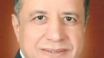 «الضرائب» تكرم موظفيها المثاليين لعام 2015