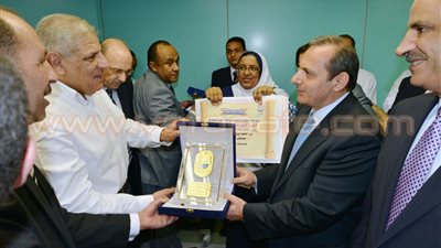 «الأهلي المصري» يتبرع بـ21 مليون جنيه لـ«مستشفى أسوان»