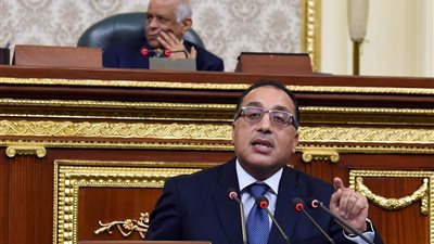 مدبولي متحدثا أمام البرلمان عن إعلان حالة الطوارئ: نتعهد باستخدام التدابير الاستثنائية وفق متطلبات الأمن القومي.. الأعمال الإرهابية لم ولن تعطل عجلة الحياة في مصر.. وخطط التنمية الاقتصادية لن تتوقف