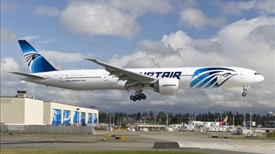 هبوط طائرتين بمطار القاهرة لسوء الأحوال الجوية بالعريش وبرج العرب