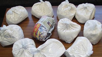 ضبط 3 كيلو هيروين بحوزة باكستانيين متوجهين لأداء العمرة