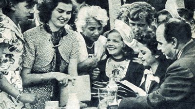 فاتن حمامة تكتب «تبرعنا لضحايا الحرية في ألمانيا»