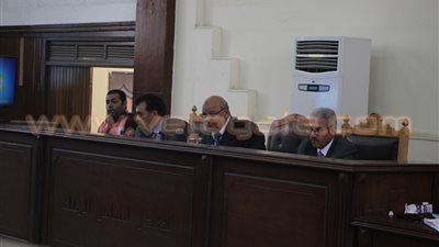 تأجيل محاكمة بديع في «أحداث الإسماعيلية» لـ19 أغسطس