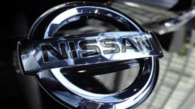 نيسان تدخل سباق السيارات الكهربائية