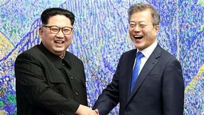 «دبلوماسية الأكل».. «طبق مكرونة الحنطة» هدية «كيم جونج» لنظيره الكوري الجنوبي.. صندوق آيس كريم روسي هدية بوتين لرئيس الصين.. و«حمص شامي» طرد من الأسد لـ«أو