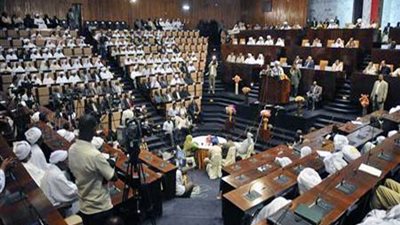 البرلمان السوداني يؤكد بطلان وحرمة جوائز شركات الاتصالات