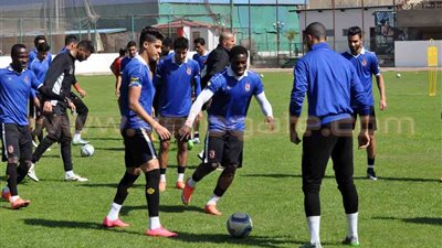 بالصور .. الضربات الثابتة سلاح الأهلي لتخطى عقبة ريكرياتيفو