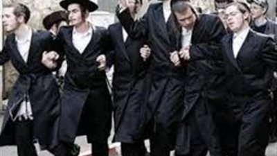 خبراء الزلازل يتوقعون: زلزال يدمر إسرائيل ويقتل 15 ألفا.. الهلع يسيطر على الإسرائيليين بعد 5 زلازل.. آفي شابيرا: مؤشرات لحدوث زلزال تشهده البلاد كل 100 عام.. نتنياهو يبحث رفع حالة الطوارئ