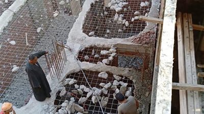 حي الهرم ينفذ قرارات الإزالة بالعقارات المخالفة (صور)