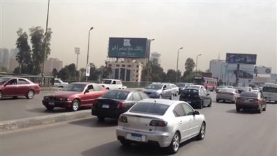 انتظام حركة السيارات بالمهندسين بعد رفع آثار حادث مروري