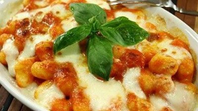 بالصور.. طريقة إعداد «النيوكي» من مطبخ الشيف العطار