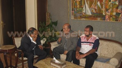 بالصور.. الخارجية تستقبل نقيب الصيادين لبحث أزمة مركب 