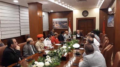 بورسعيد: إلغاء «اللنش الجمركي» وتشغيل 