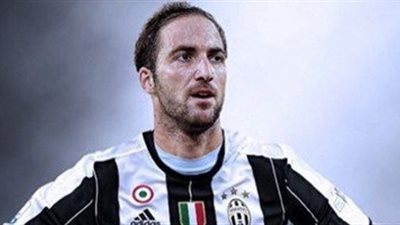 هيجواين يقود هجوم يوفنتوس في لقاء موناكو بدوري الأبطال