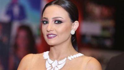 بشرى: مبتفرجش على أفلام بورنو وصورتي مع طلياني محتشمة