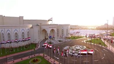 توافد ضيوف الندوة التثقيفية للقوات المسلحة على مركز المنارة الدولي