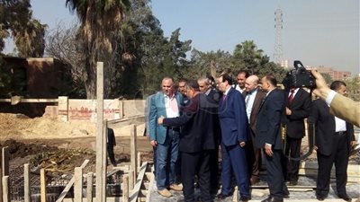 وزير الري ومحافظ الدقهلية يتفقدان كوبري ترعة المنصورة (صور)