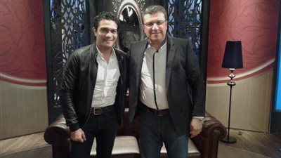 بالصور.. آسر ياسين يكشف تفاصيل مشواره الفني في «واحد من الناس»