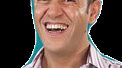 أشرف عبد الباقي : من حق أبطال «مسرح مصر» زيادة أجورهم.. ولو ماطلبوش يبقوا مجانين