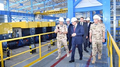 6 صور ترصد افتتاح السيسي عددا من المشروعات التنموية بالسويس وجنوب سيناء