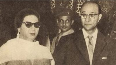 محمد عبد الوهاب يكتب: سعدت بالغناء مع أم كلثوم