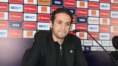 تفاصيل مكالمة محمد فضل ومسئول بيراميدز لإنهاء أزمة الدوليين