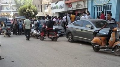 بسبب خلافات زوجية.. علقة ساخنة لسائق توك توك حاول خطف نجلته بالمحلة الكبرى
