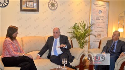 نائب وزير الخارجية اليوناني: مصر آمنة وزرت الأهرامات بدون حراسة