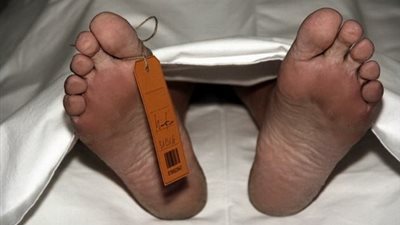 رضيع ينجو من الموت بأعجوبة بعد قفز والدته من الدور الثامن