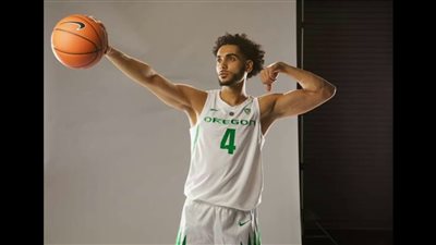 مدحت شلبي يحرج صاحب أزمة كوبري السلة: أقول للجمهور أنت جاي الأهلي بكام (فيديو)