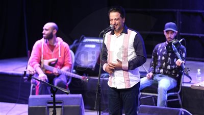 «الهلباوي» يطرب جمهوره في ساقية الصاوي (صور)