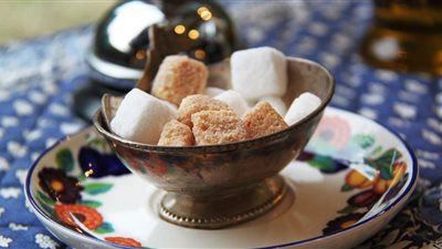 5 أسباب تدفعك للتوقف فورا عن تناول السكر