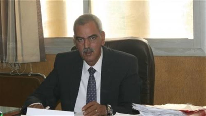  حسين الباز،وكيل