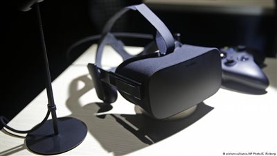 أبل تخطط لإطلاق جهاز بصري رقمي متطور عام 2020