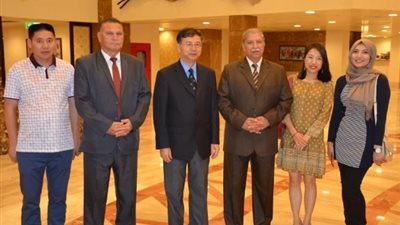 محافظ الإسماعيلية يستقبل القنصل الصيني بالإسكندرية