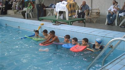 5 نصائح لحماية طفلك من أضرار حمام السباحة