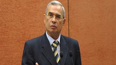 رفعت قمصان: استفدنا من التجربة الديمقراطية في تشيلي وإسبانيا ورومانيا