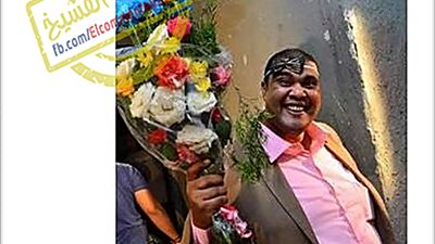 ساخرون.. البنت لما تاخد بوكيه ورد