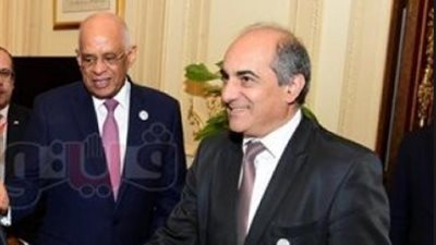 رئيس البرلمان القبرصي يغادر مطار القاهرة