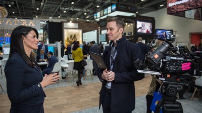 رانيا المشاط توضح تأثير عودة السياحة البريطانية على مصر