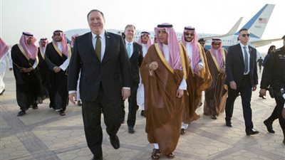 وزير الخارجية الأمريكي يطالب السعودية بوقف مقاطعة قطر